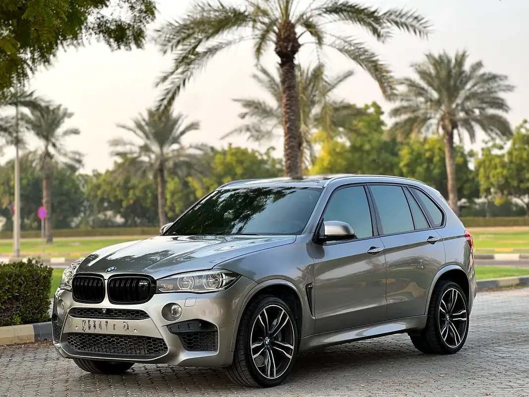 BMW X5 4.4 AT (450 حصان) - 2