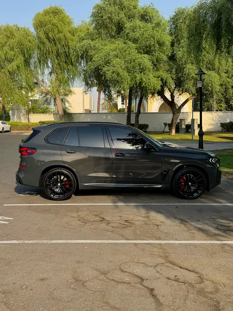 BMW X5 4.4 AT 4WD (530 hp) - 4