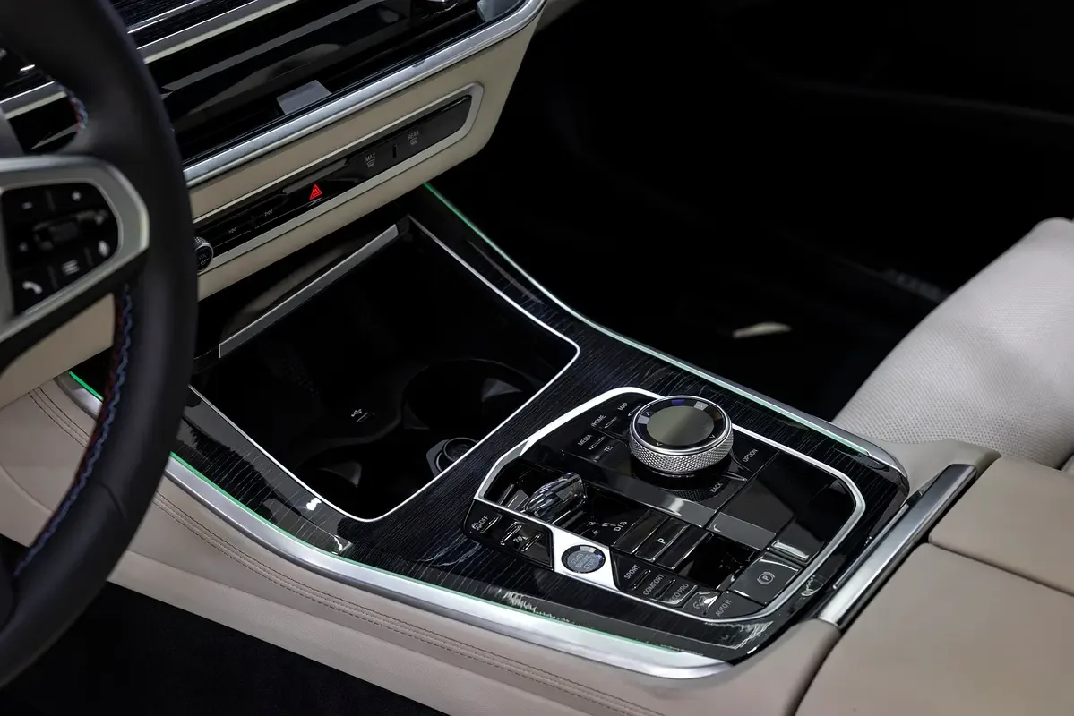 BMW X5 4.4 AT 4WD (530 حصان) - 16