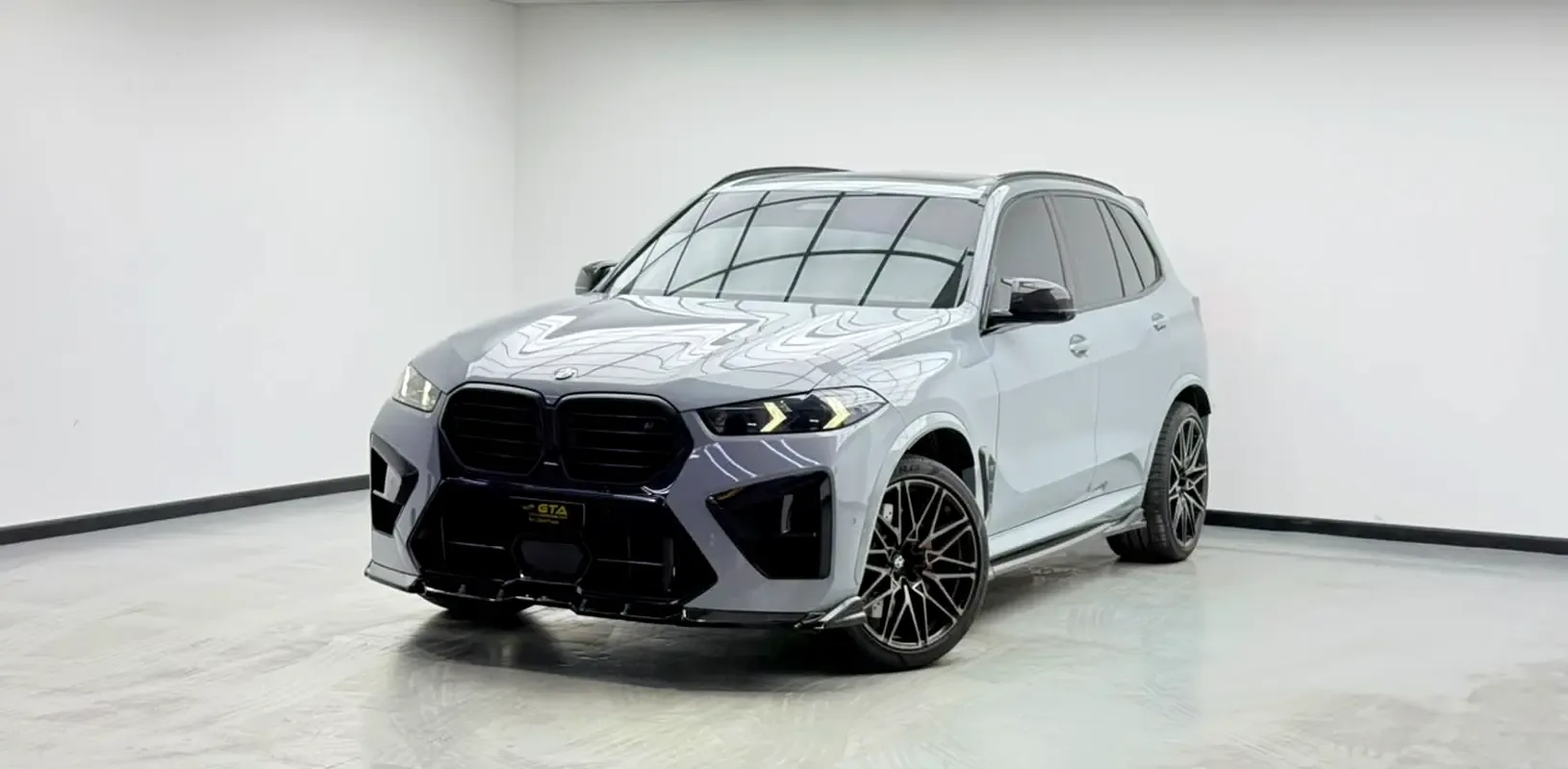 BMW X5 4.4 AT 4WD (530 hp)