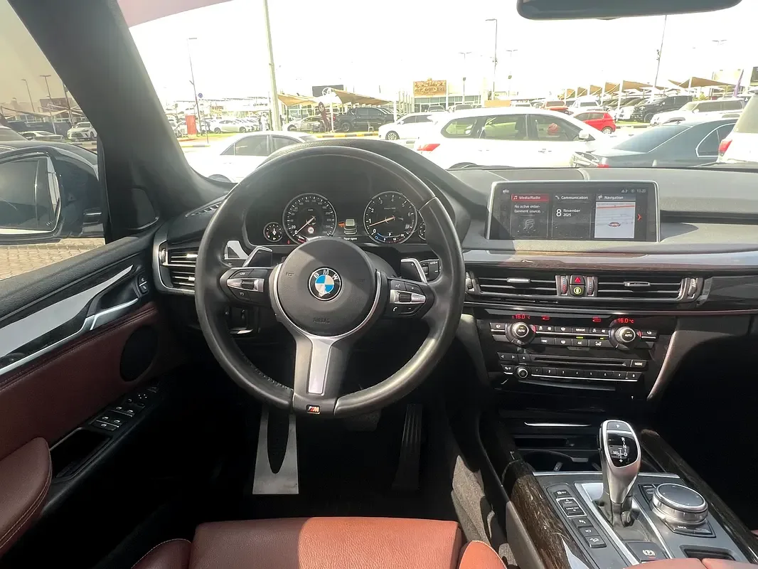 BMW X5 4.4 AT (530 حصان) - 7