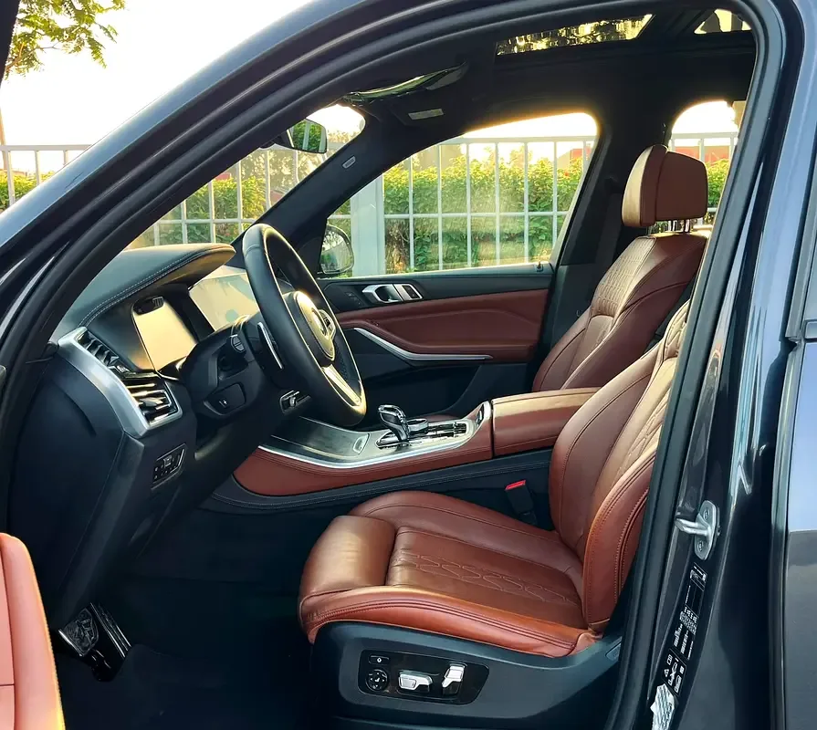 BMW X5 M50i Steptronic xDrive (530 حصان) - 11