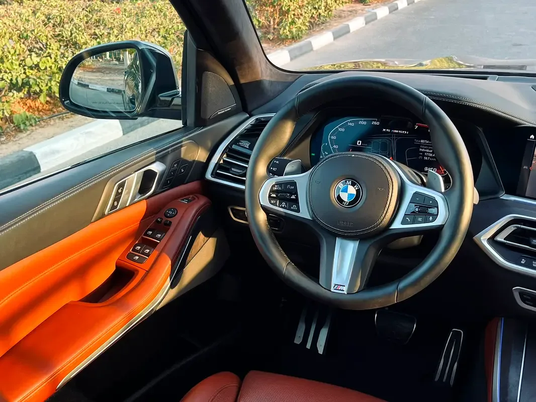 BMW X5 M50i Steptronic xDrive (530 حصان) - 16