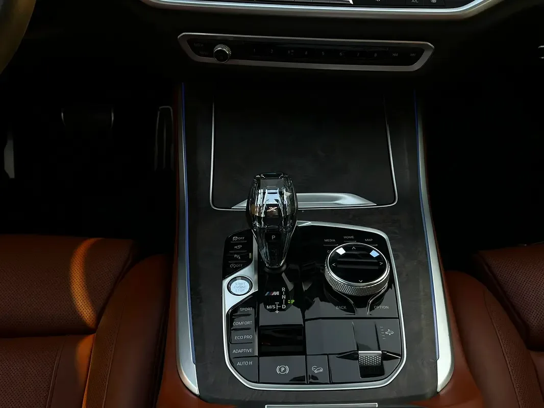 BMW X5 M50i Steptronic xDrive (530 حصان) - 17
