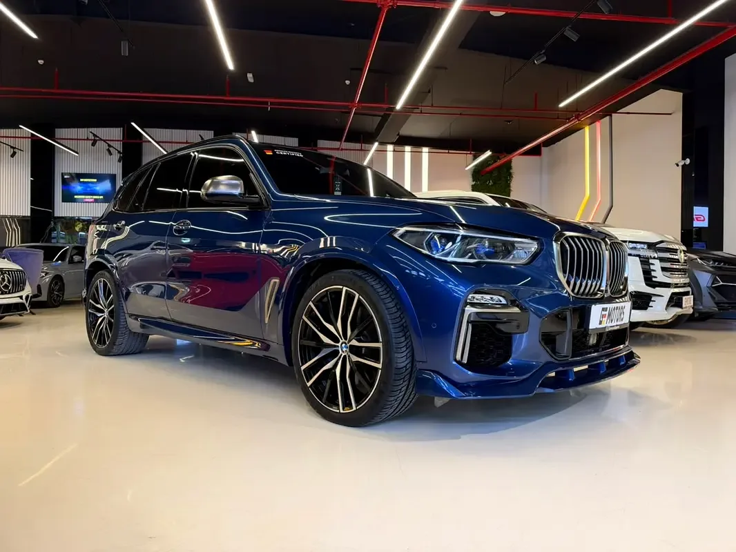 BMW X5 M50i Steptronic xDrive (530 حصان) - 5