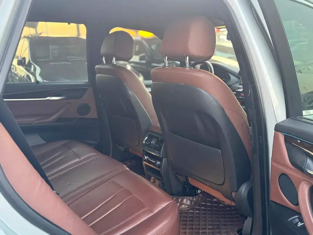 BMW X5 xDrive35i Steptronic (306 hp) - 13