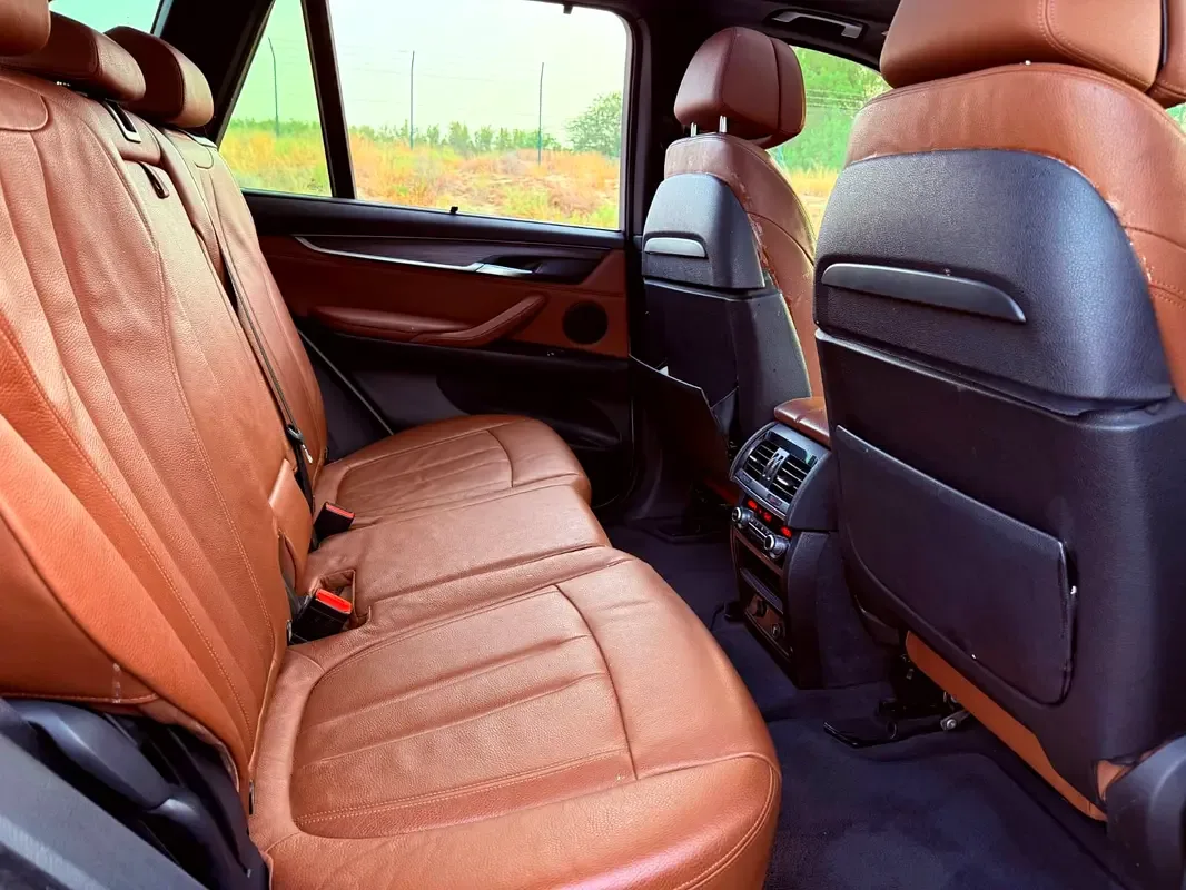BMW X5 xDrive35i Steptronic (306 حصان) - 8