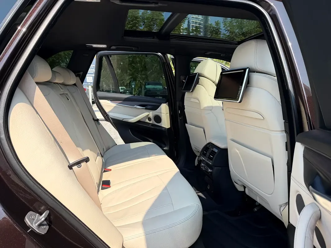 BMW X5 xDrive35i Steptronic (306 hp) - 15