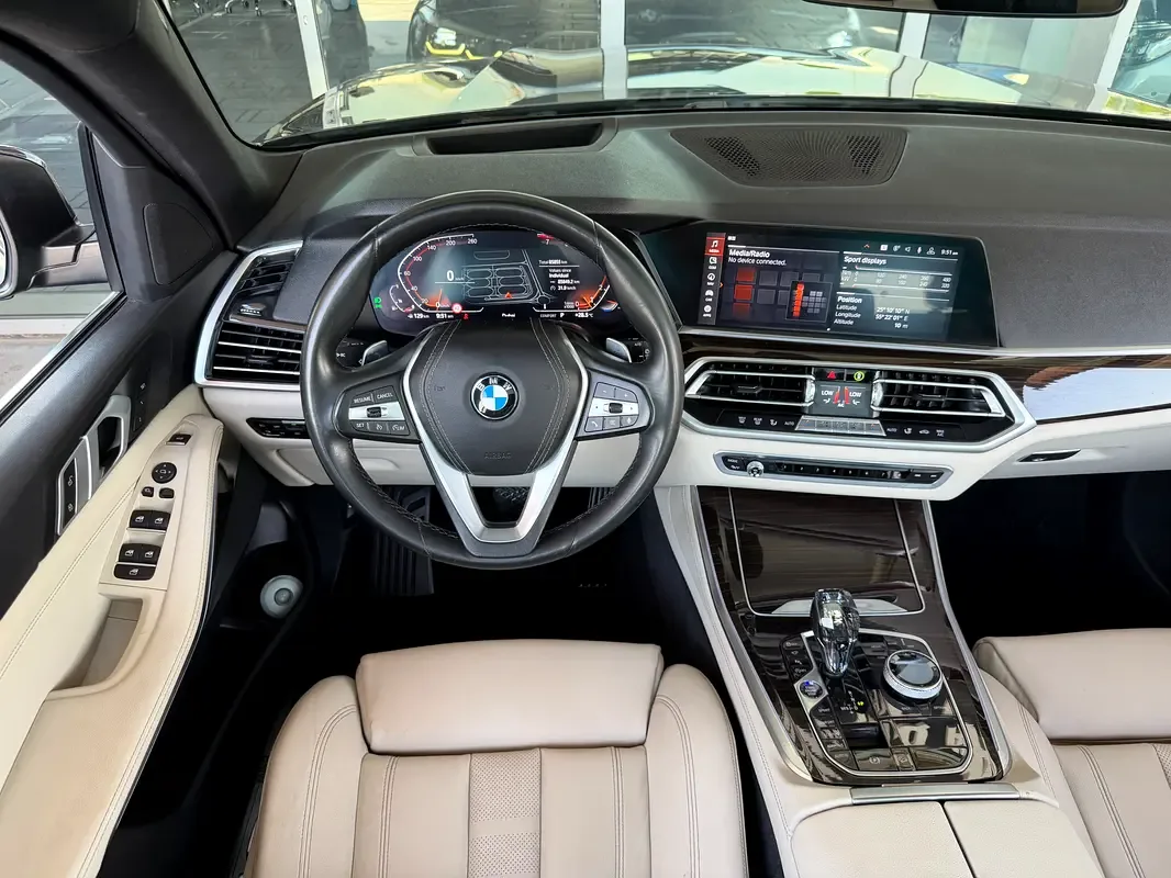 BMW X5 xDrive40i Steptronic (340 حصان) - 10