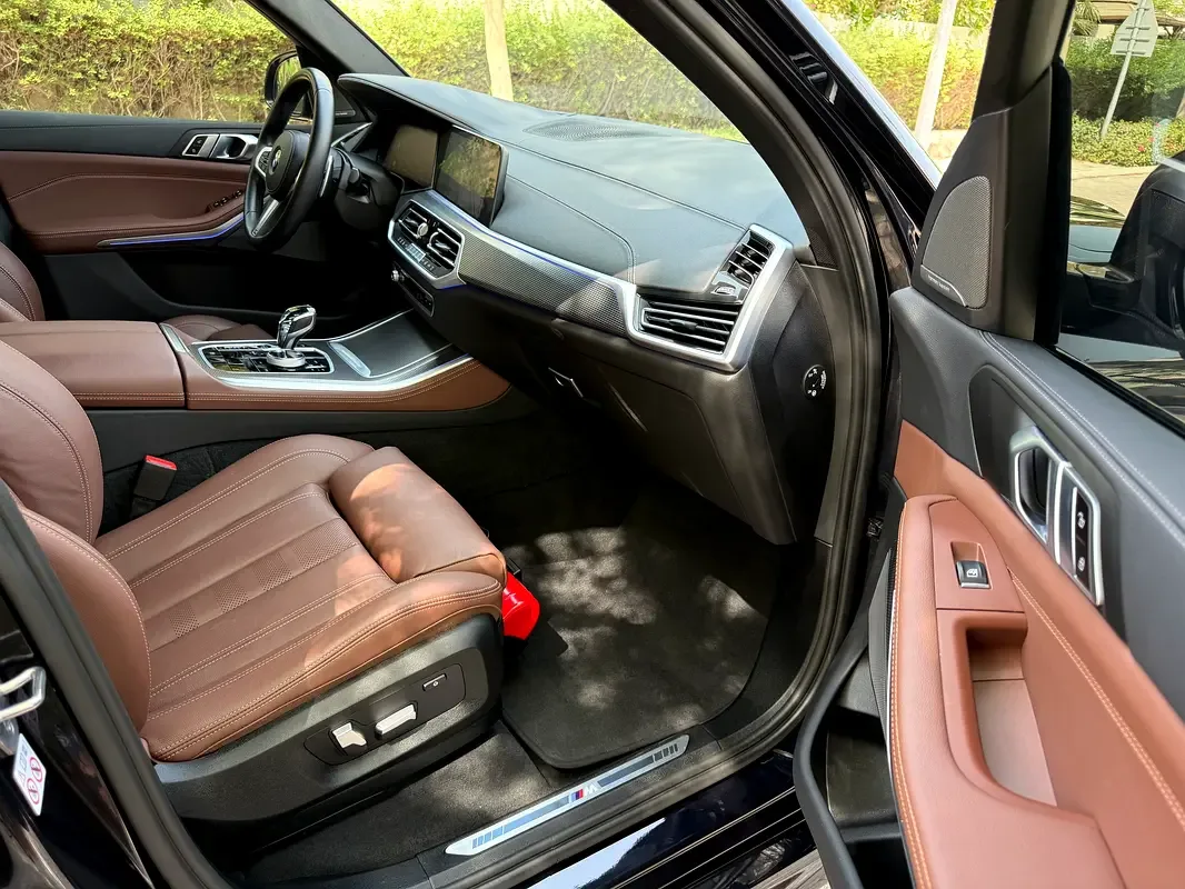 BMW X5 xDrive40i Steptronic (340 حصان) - 16