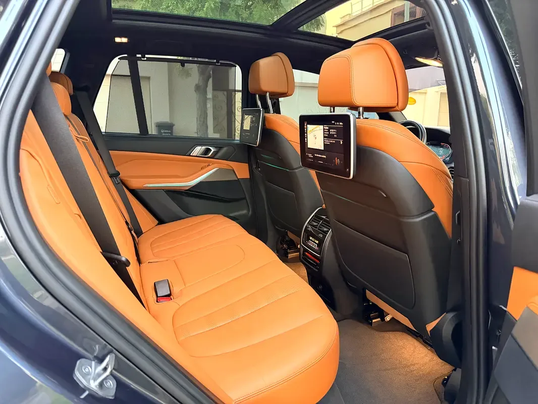 BMW X5 xDrive40i Steptronic (340 hp) - 10