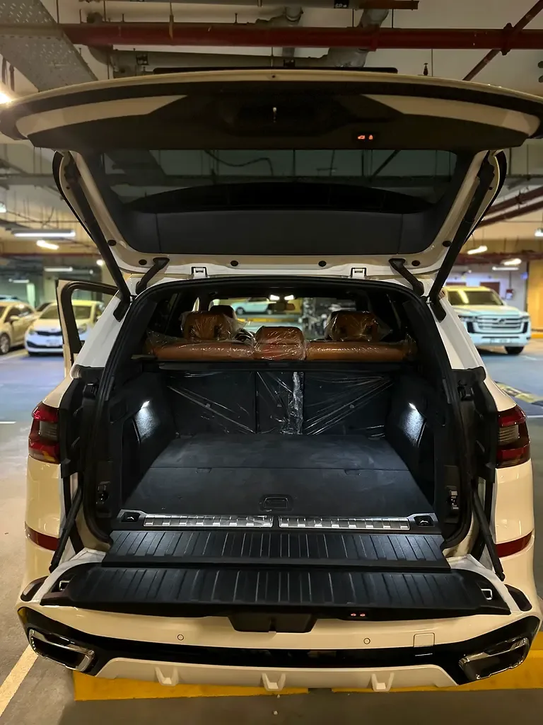 BMW X5 xDrive40i Steptronic (340 حصان) - 8