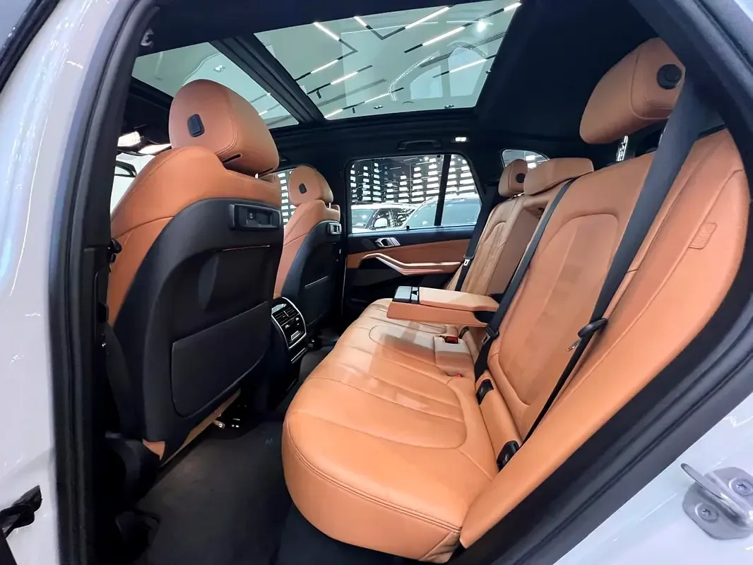 BMW X5 xDrive40i Steptronic (340 حصان) - 16