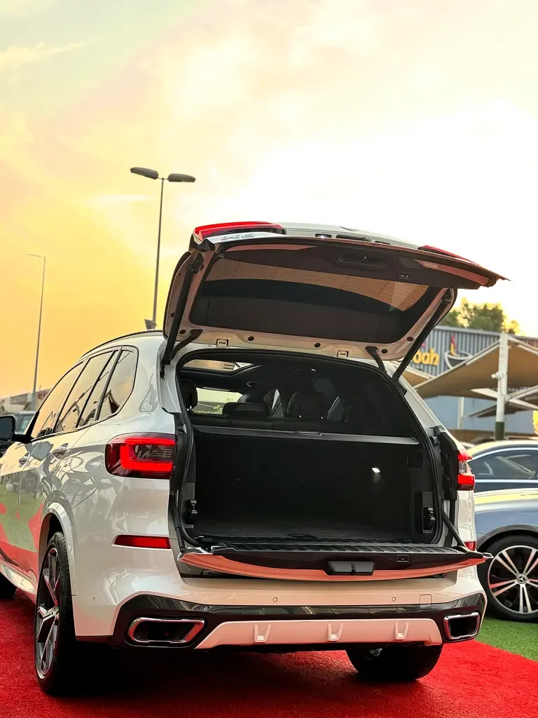 BMW X5 xDrive40i Steptronic (340 hp) - 20