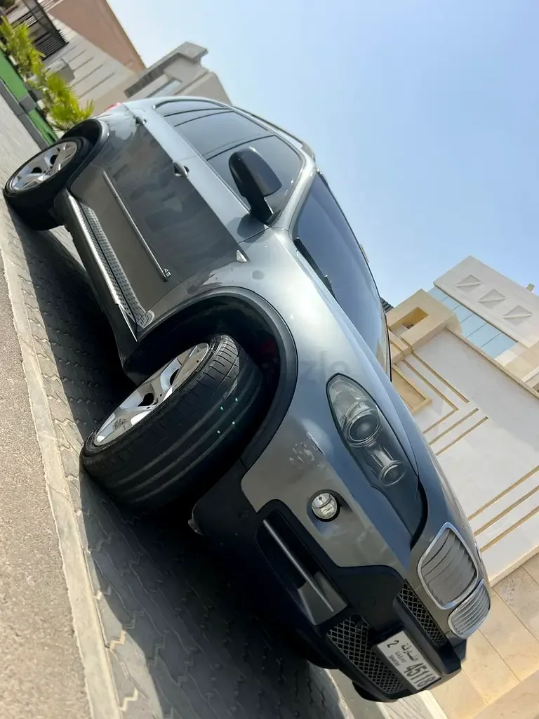 BMW X5 xDrive48i AT (355 hp) - 9