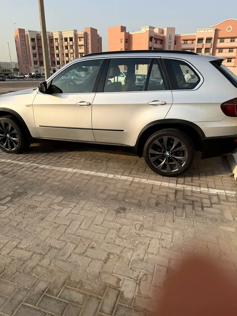 BMW X5 xDrive48i AT (355 hp) - 2