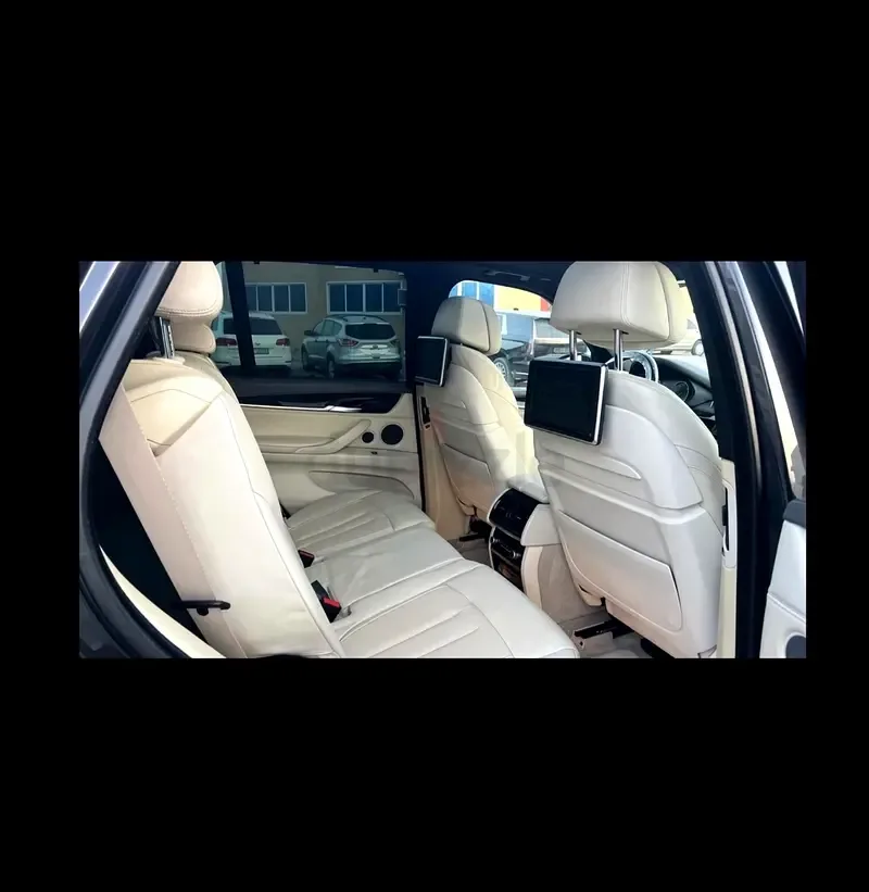 BMW X5 xDrive50i Steptronic (450 حصان) - 6