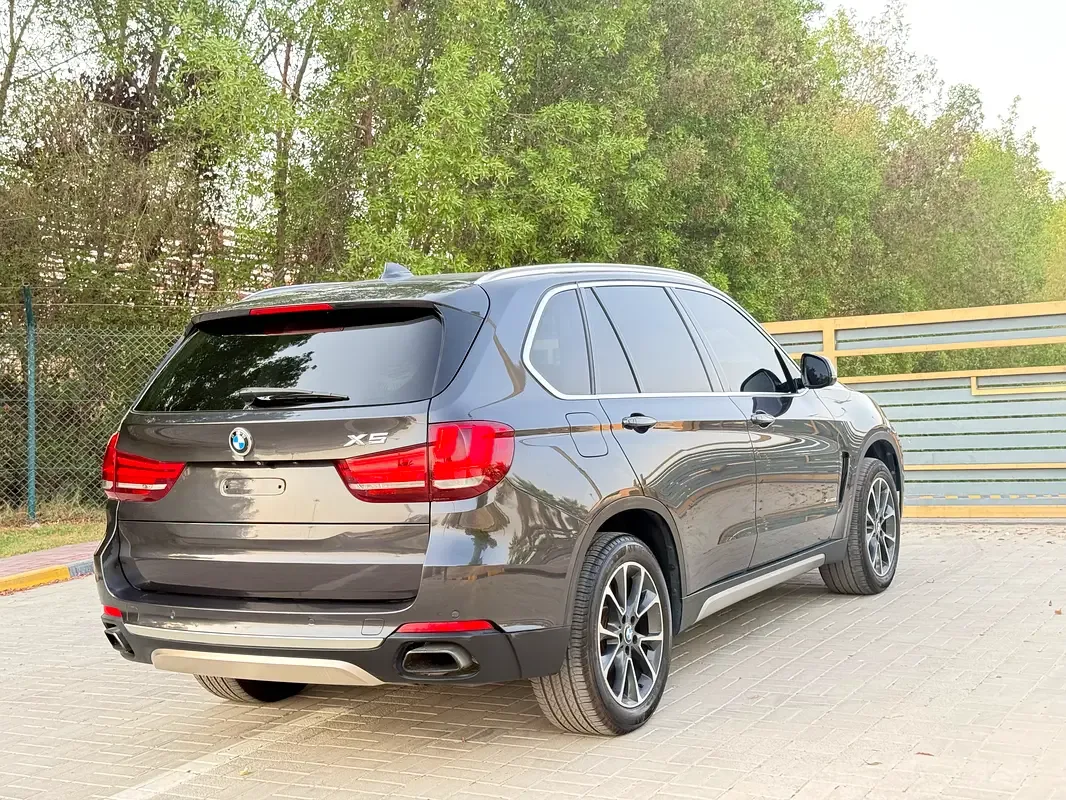 BMW X5 xDrive50i Steptronic (450 hp) - 9