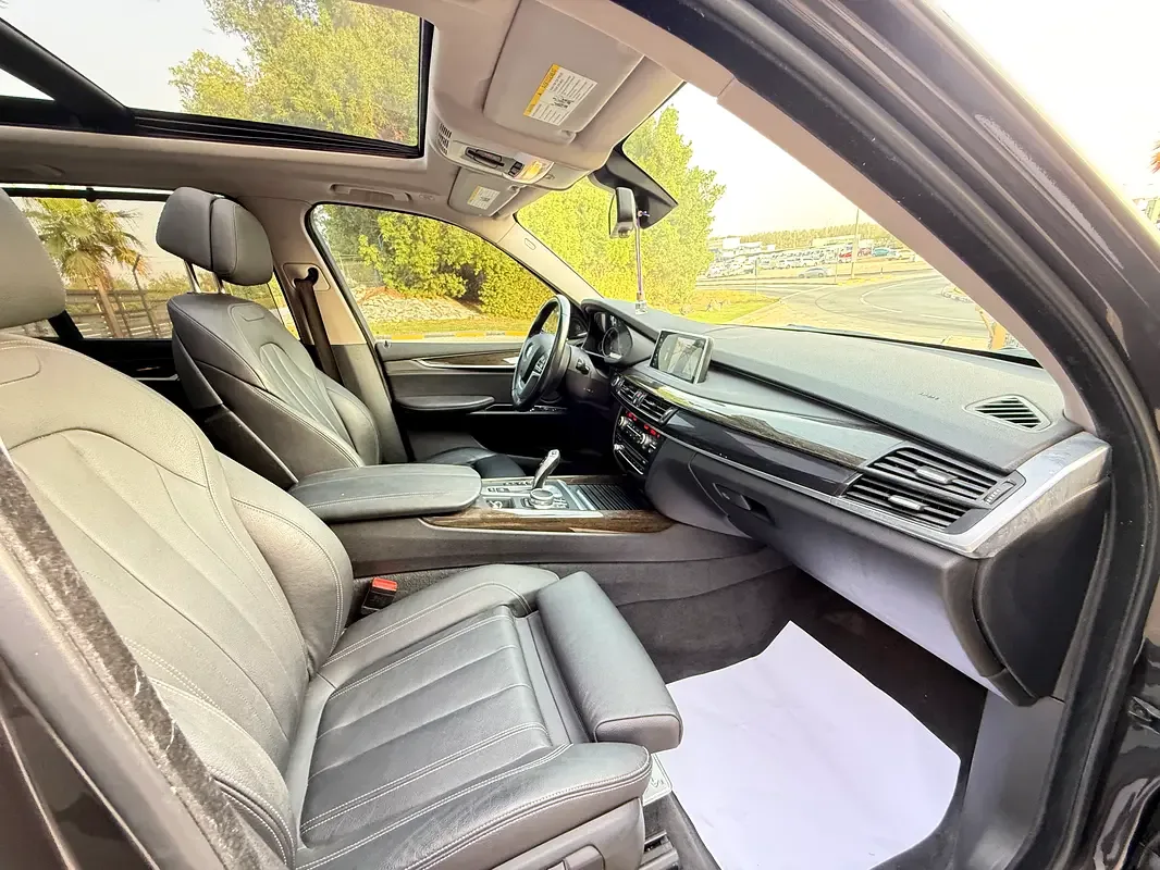 BMW X5 xDrive50i Steptronic (450 hp) - 17