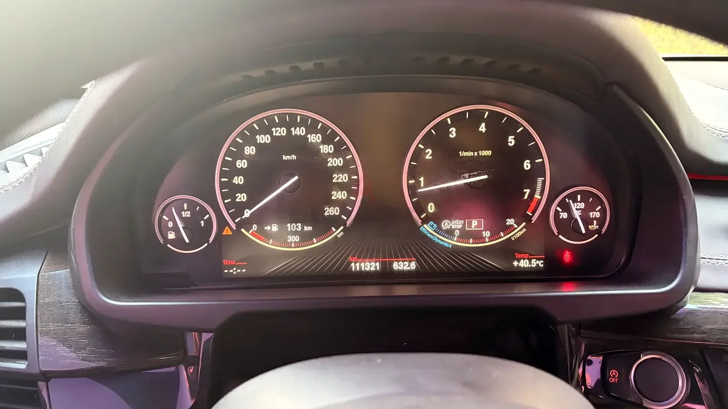 BMW X5 xDrive50i Steptronic (450 حصان) - 8