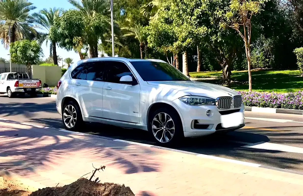 BMW X5 xDrive50i Steptronic (450 hp)