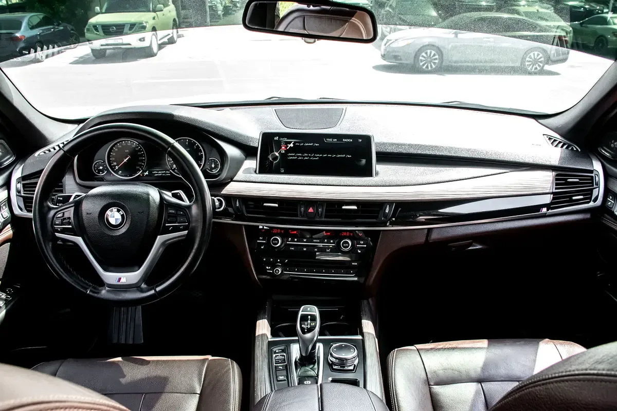 BMW X5 xDrive50i Steptronic (450 hp) - 8