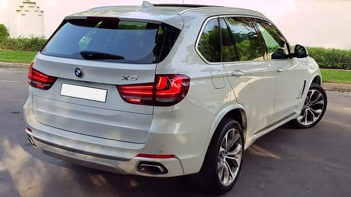 BMW X5 xDrive50i Steptronic (462 حصان) - 2