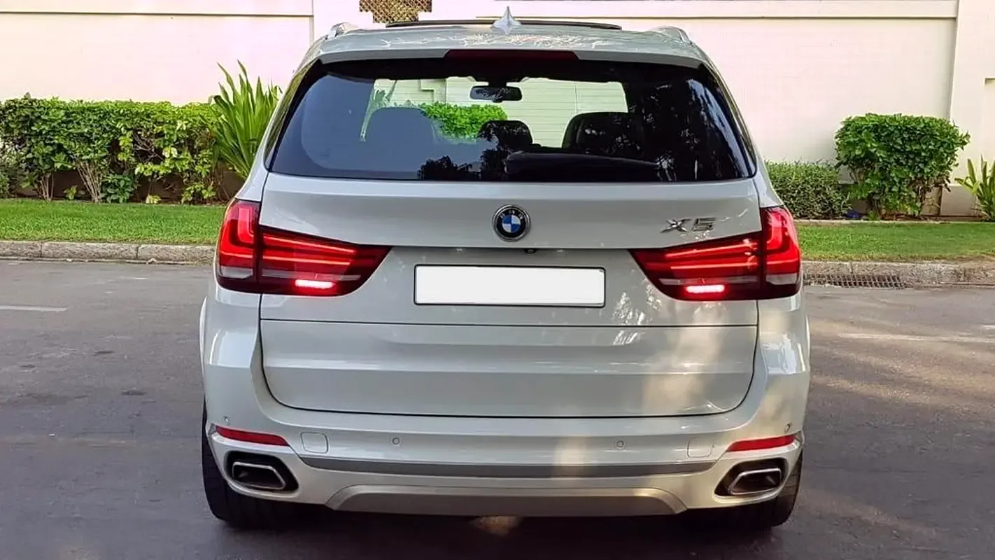 BMW X5 xDrive50i Steptronic (462 حصان) - 6