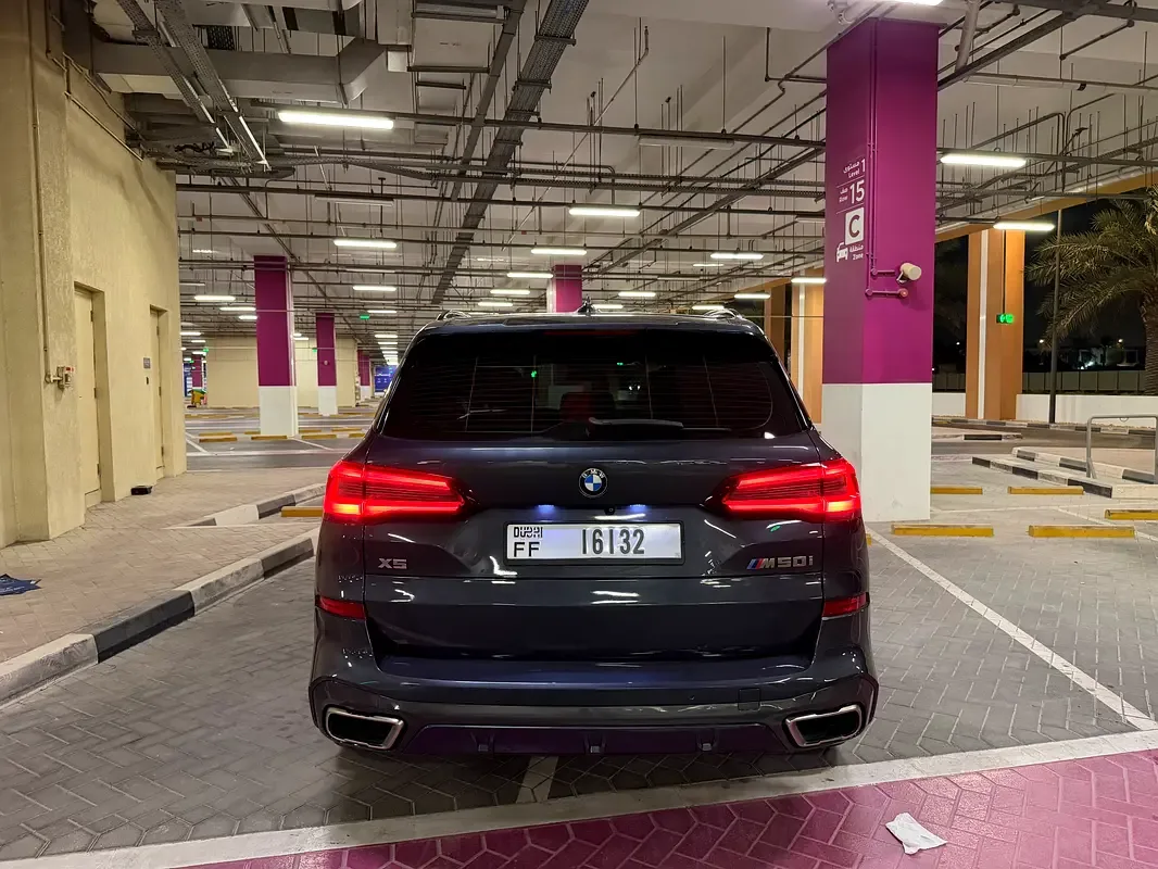 BMW X5 xDrive50i Steptronic (462 حصان) - 7