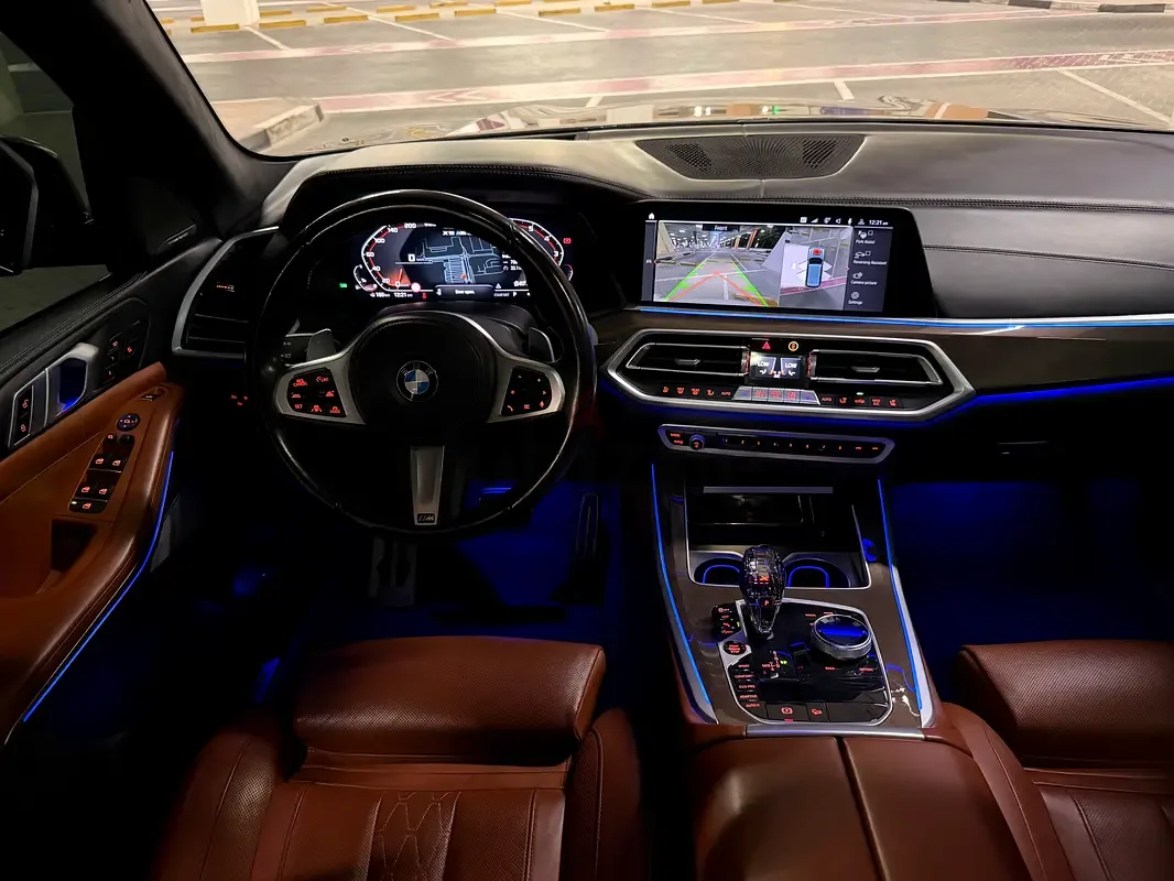 BMW X5 xDrive50i Steptronic (462 حصان) - 12