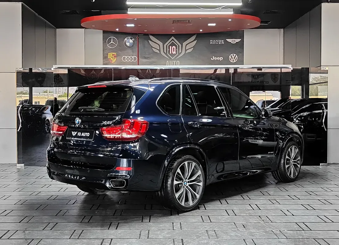 BMW X5 xDrive50i Steptronic (462 حصان) - 4