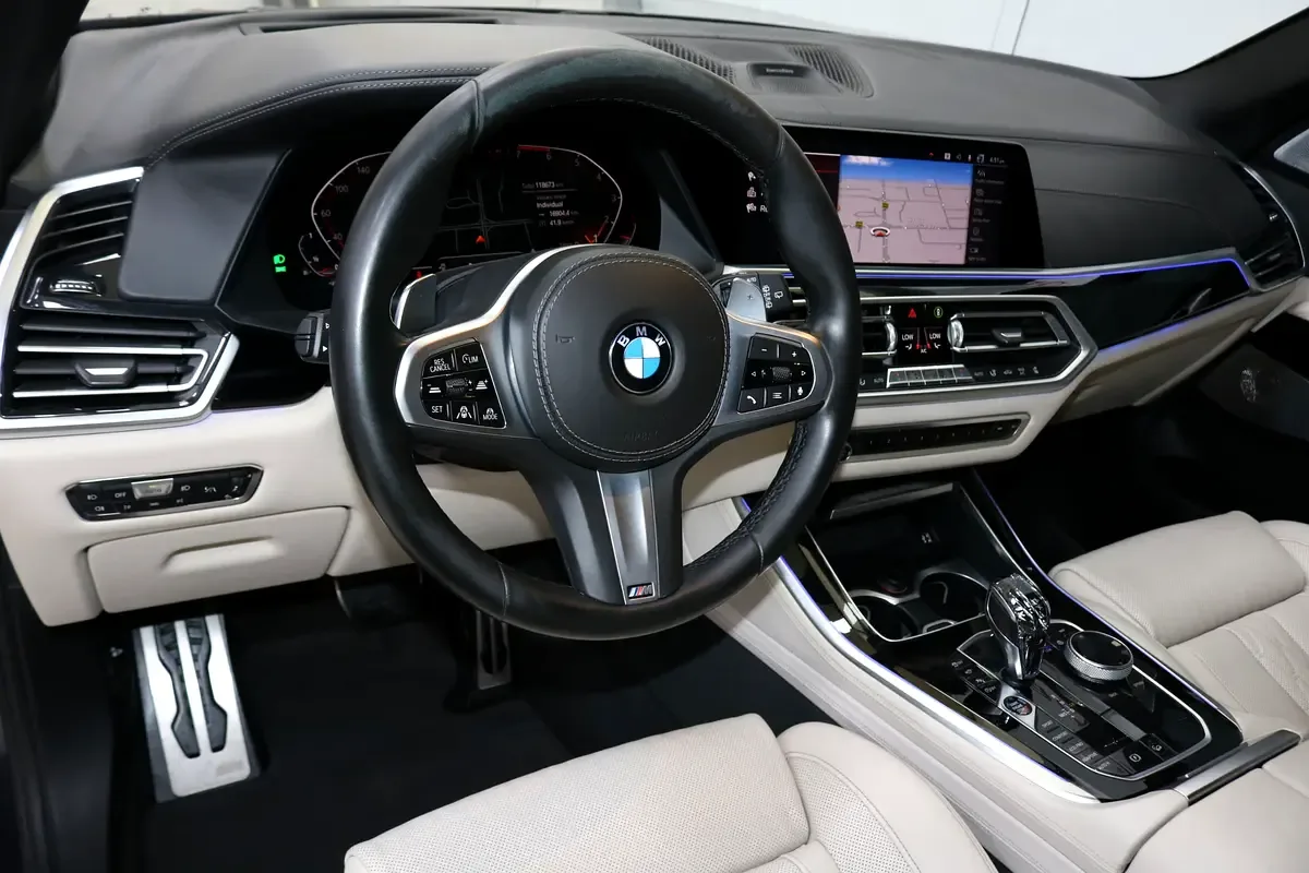 BMW X5 xDrive50i Steptronic (462 حصان) - 11