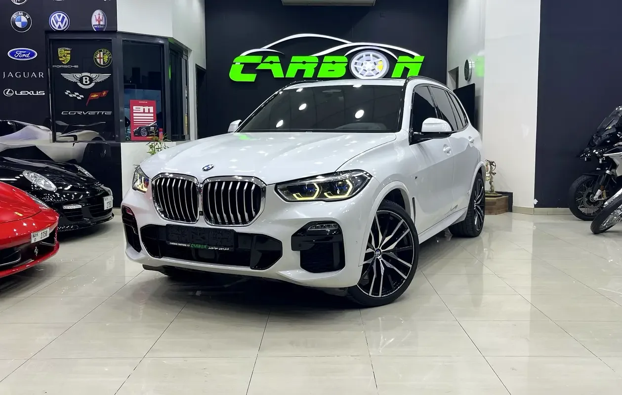 BMW X5 xDrive50i Steptronic (462 حصان)