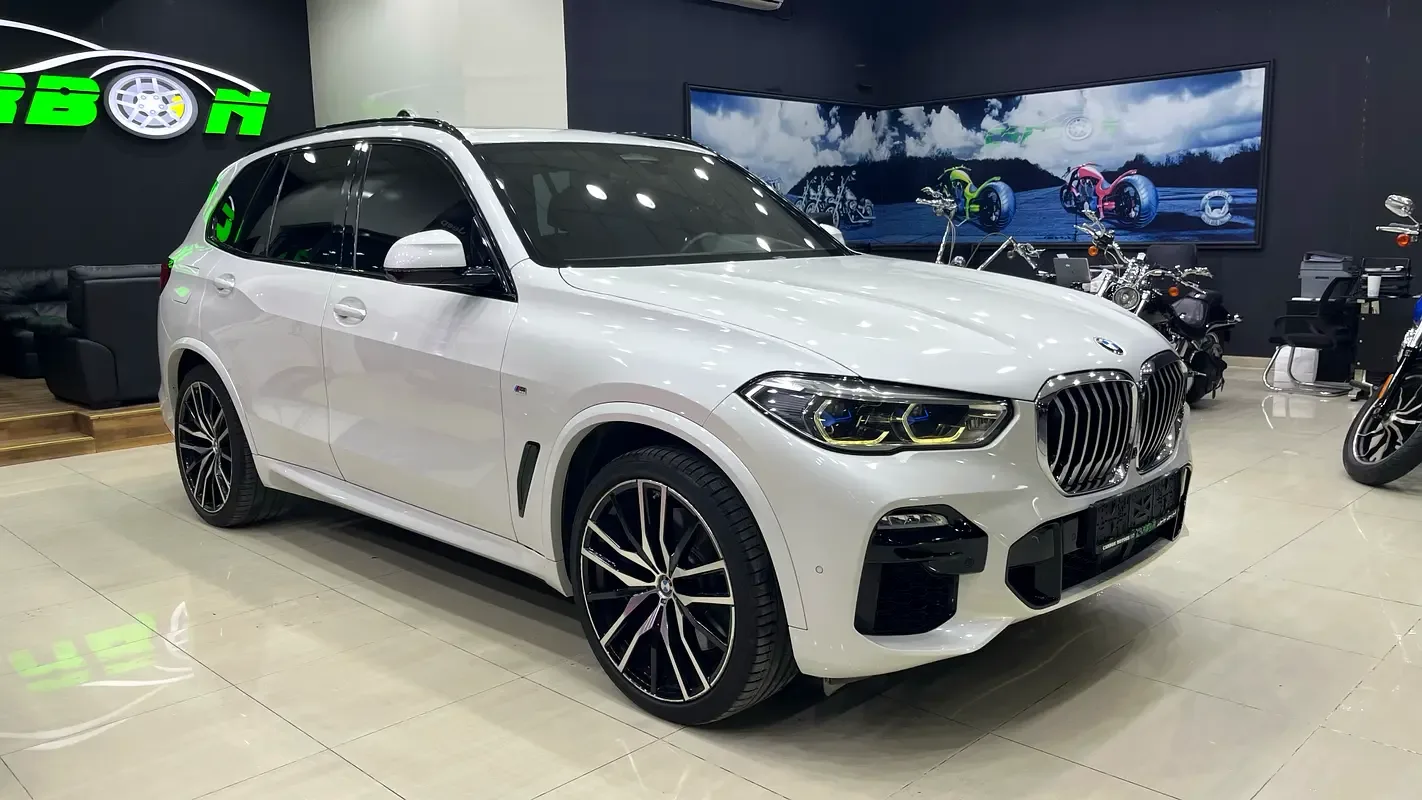 BMW X5 xDrive50i Steptronic (462 حصان) - 4
