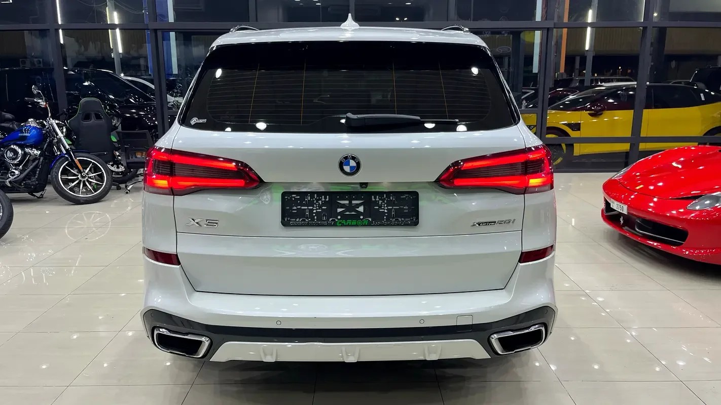 BMW X5 xDrive50i Steptronic (462 حصان) - 9
