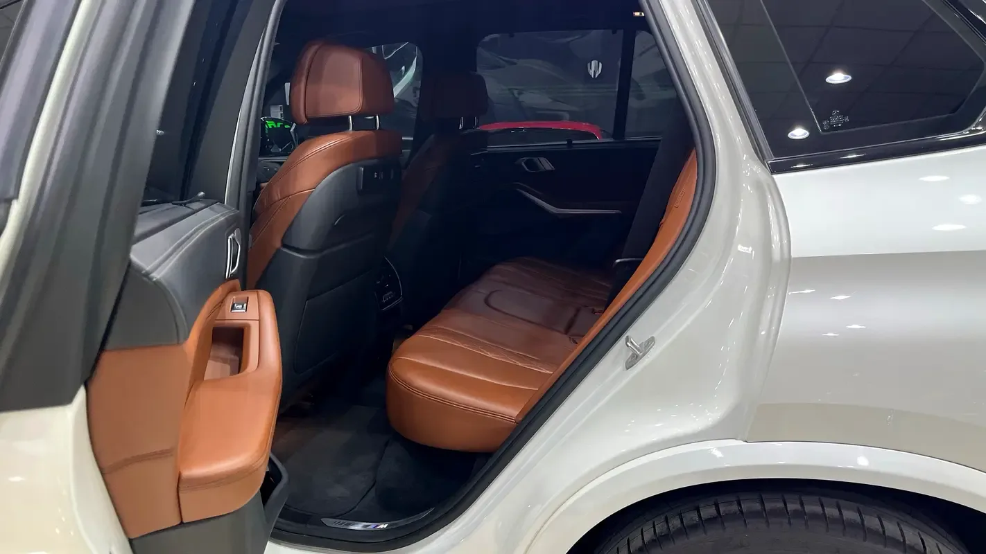 BMW X5 xDrive50i Steptronic (462 حصان) - 15