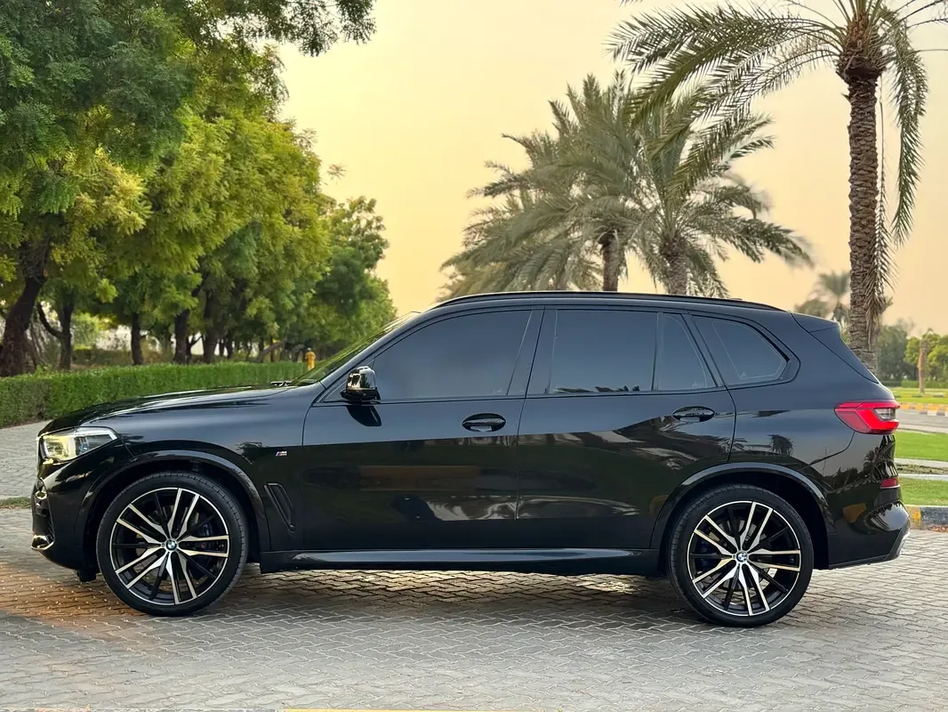 BMW X5 xDrive50i Steptronic (462 حصان) - 7