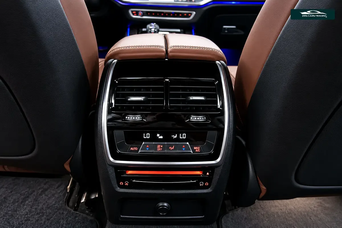 BMW X5 xDrive50i Steptronic (462 حصان) - 13