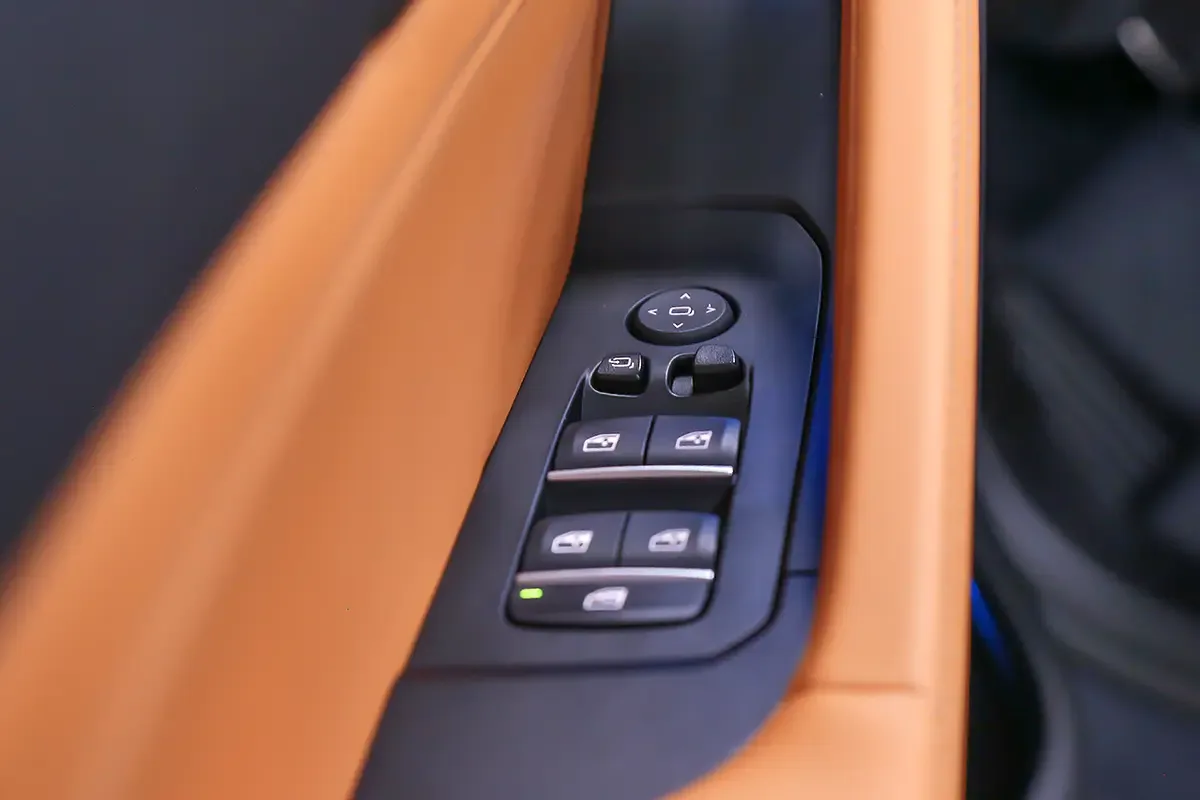 BMW X6 3.0 AT 4WD (380 حصان) - 11