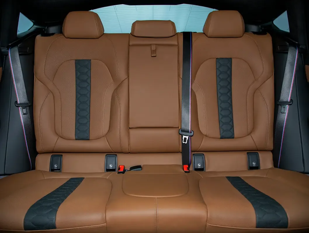 BMW X6 4.4 AT 4WD (530 حصان) - 13