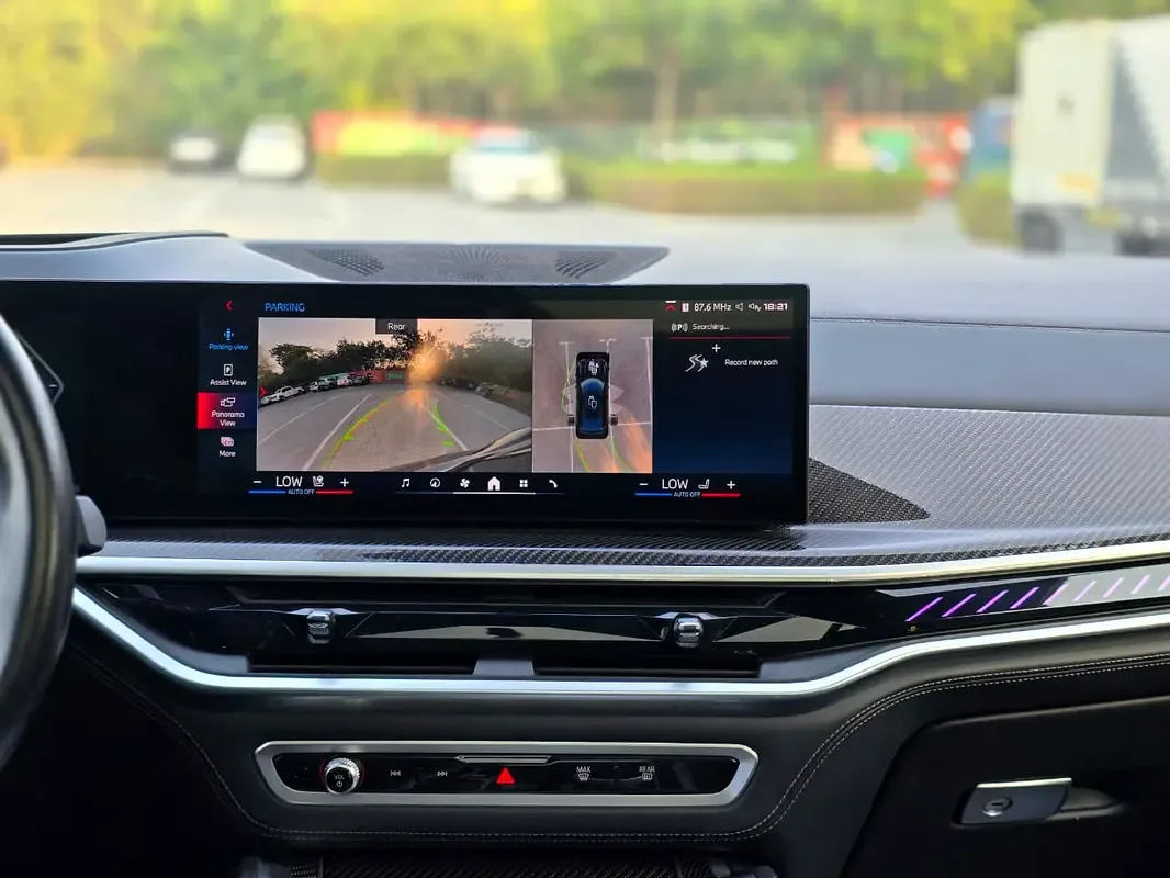 BMW X6 4.4 AT (530 حصان) - 11