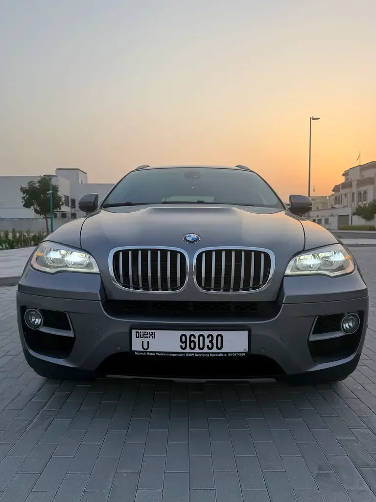 BMW X6 M 4.4 AT (555 حصان) - 2