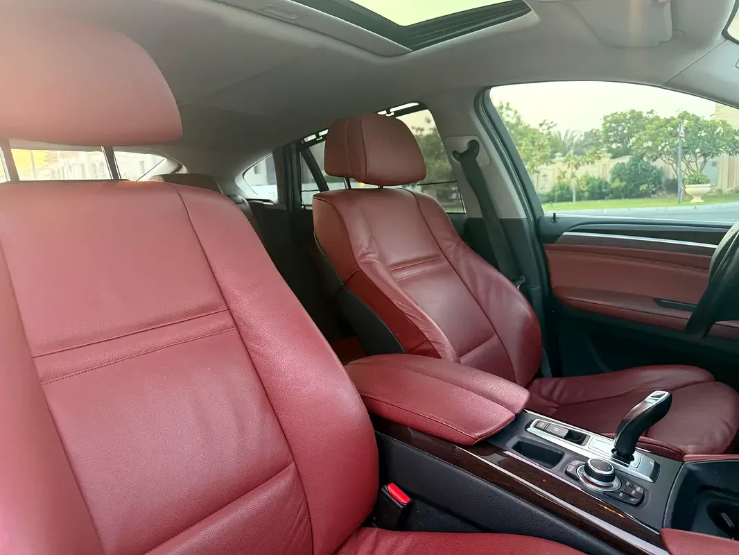 BMW X6 M 4.4 AT (555 حصان) - 4
