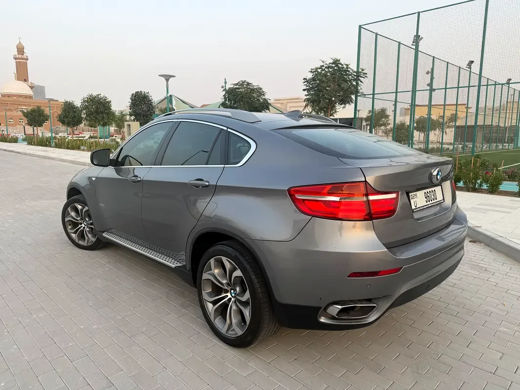 BMW X6 M 4.4 AT (555 حصان) - 9