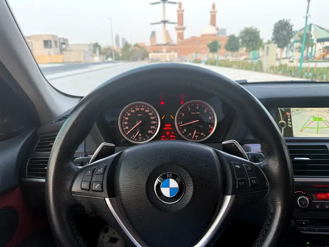 BMW X6 M 4.4 AT (555 حصان) - 13
