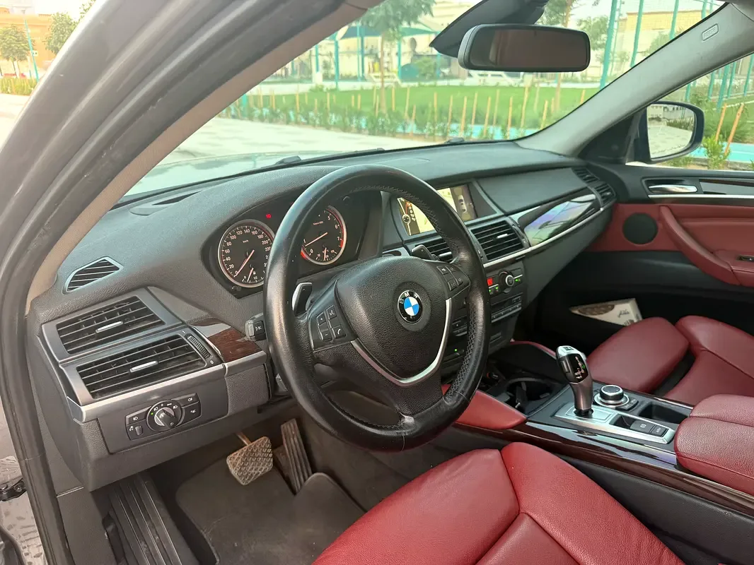 BMW X6 M 4.4 AT (555 حصان) - 14
