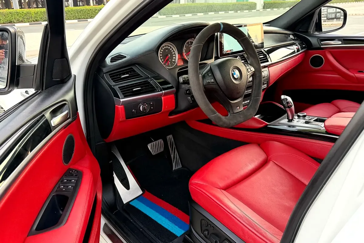 BMW X6 M 4.4 AT (555 hp) - 10