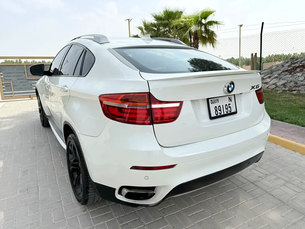 BMW X6 M 4.4 xDrive Steptronic (575 hp) - 11