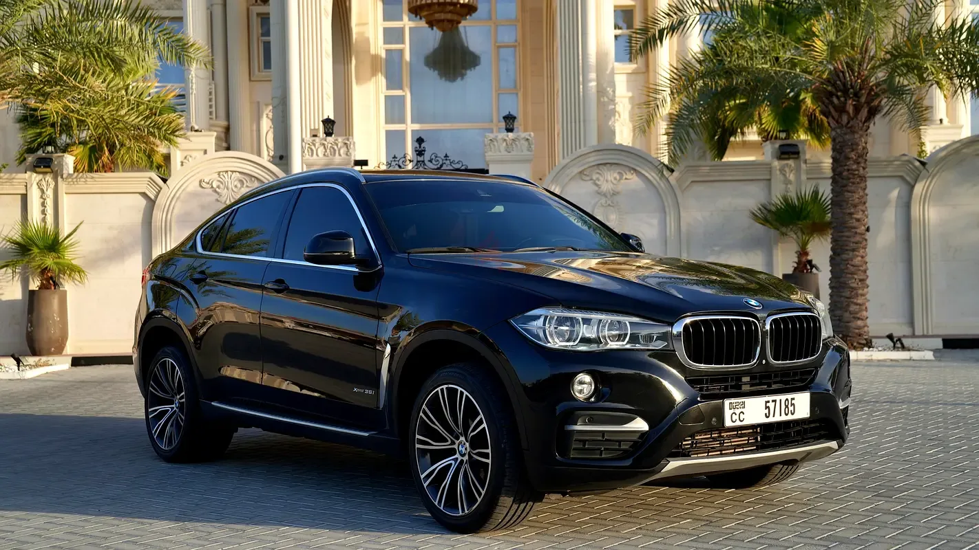 BMW X6 M 4.4 xDrive Steptronic (575 hp)