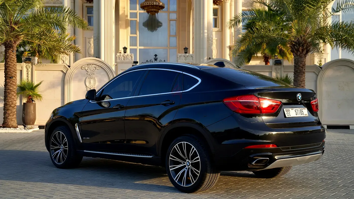 BMW X6 M 4.4 xDrive Steptronic (575 حصان) - 4